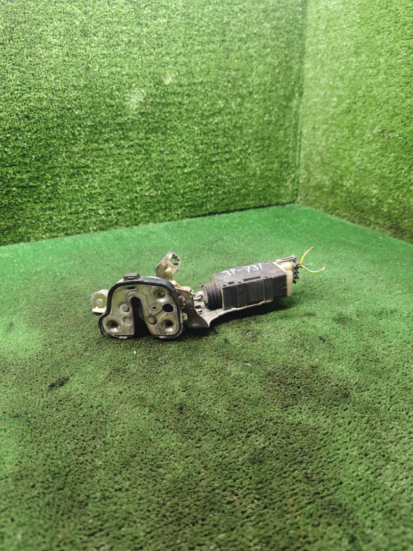 замок двери задней правой Saab 9-3 1 поколение 2002, 2.0 л., бензин, МКПП, хетчбэк 5 дв. - фото №1