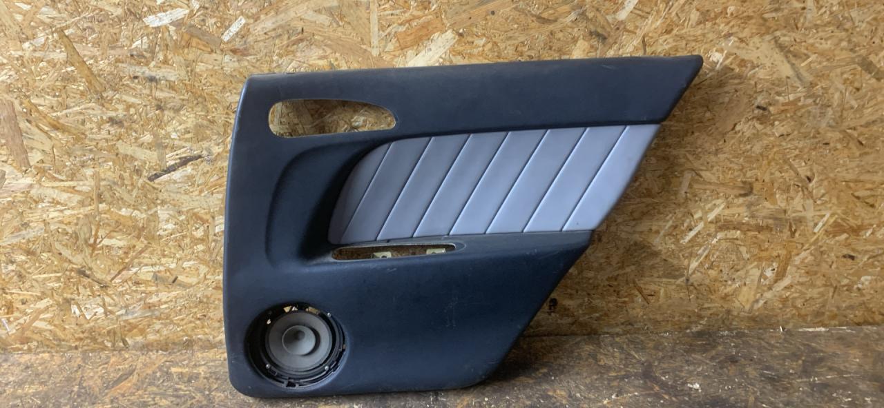 обшивка двери задняя правая Alfa Romeo 156 1 поколение 1999, 2.0 л., бензин, МКПП, седан - фото №1