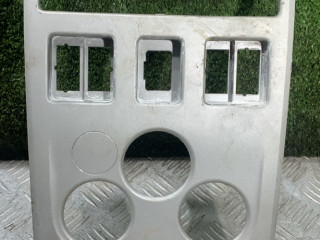 рамка под магнитолу Renault Logan 1 поколение 2008, 1.6 л., бензин, МКПП, универсал