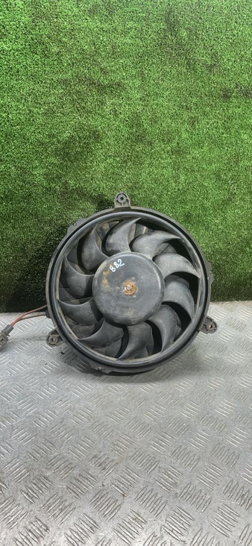 вентилятор радиатора Volkswagen Transporter T4 1998, 1.9 л., дизель, МКПП, микроавтобус - фото №1