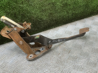 педаль сцепления Toyota Avensis 1 поколение (T220) 2000, 2.0 л., 2C-T, дизель, МКПП, универсал