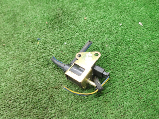 электромагнитный клапан Opel Omega B 1999, 2.0 л., X 20 XEV, бензин, АКПП, седан