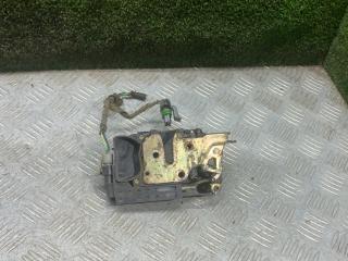 замок двери передней левой Daewoo Nubira J150/J190 [рестайлинг] 2001, 2.0 л., X 20 SED, бензин, МКПП, хетчбэк 5 дв.