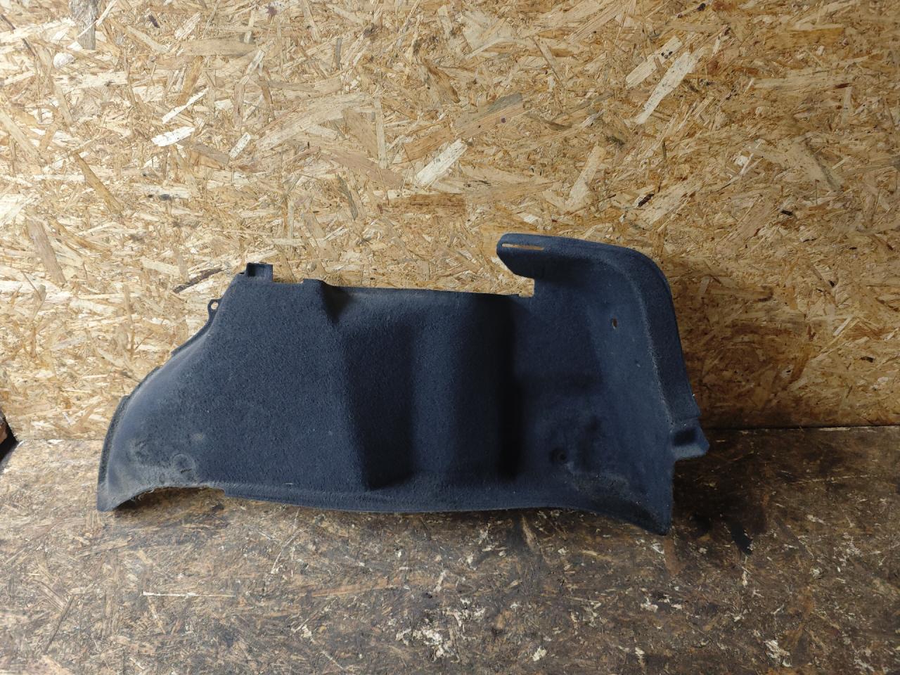 обшивка багажника Renault Laguna 2 поколение 2002, 1.8 л., бензин, МКПП, хетчбэк 5 дв. - фото №1