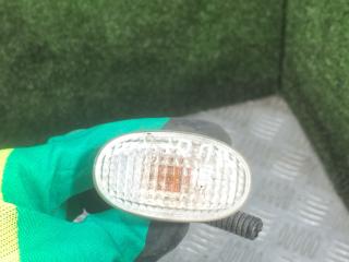 повторитель поворота на крыле правый Chevrolet Aveo T250 [рестайлинг] 2006, 1.4 л., F14D3, бензин, МКПП, седан