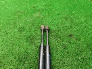 амортизатор капота Ford Mondeo 3 поколение 2002, 2.0 л., дизель, АКПП, хетчбэк 5 дв.