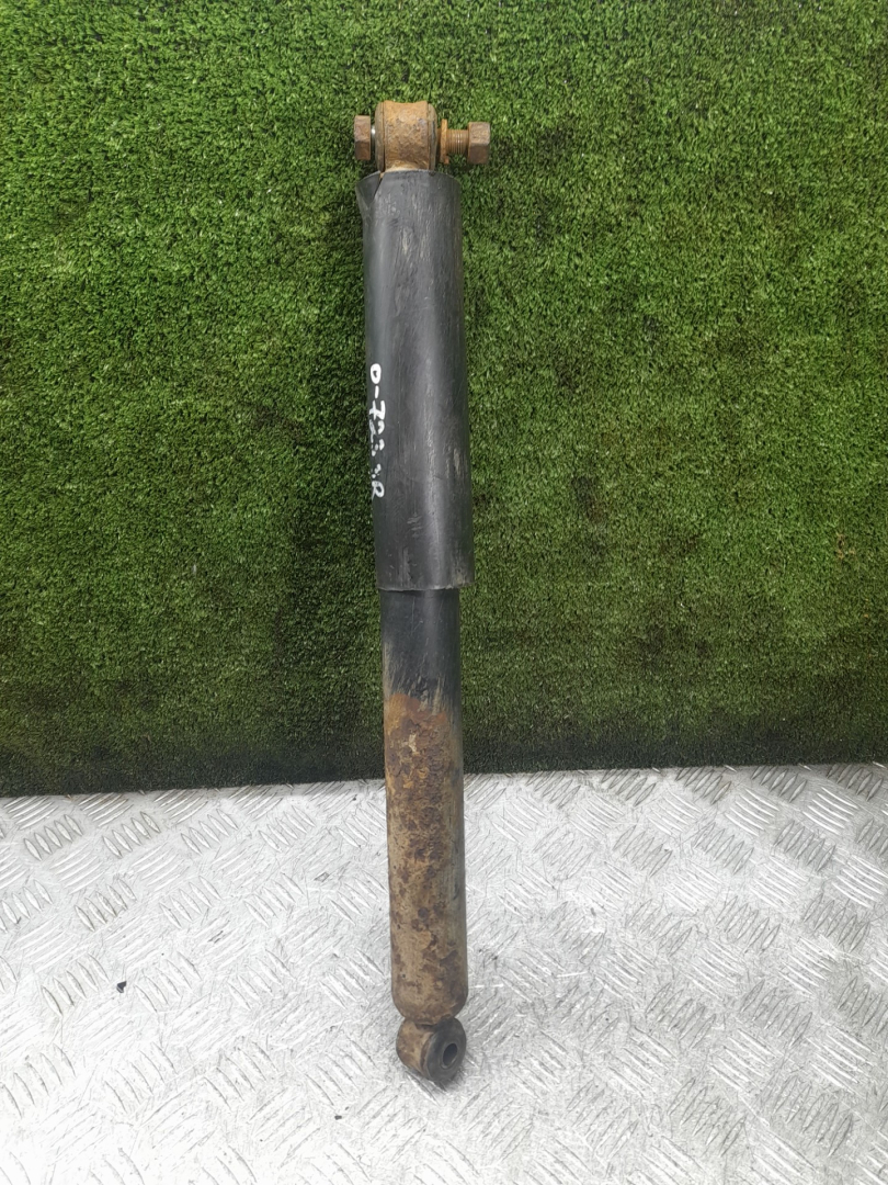 амортизатор задний Chevrolet Niva 1 поколение 2008, 1.7 л., бензин, МКПП, внедорожник 5 дв. - фото №1