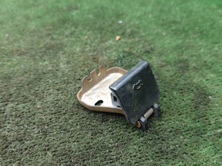 ручка открывания капота Mazda 323 5 поколение 1998, 1.5 л., бензин, МКПП, хетчбэк 3 дв.