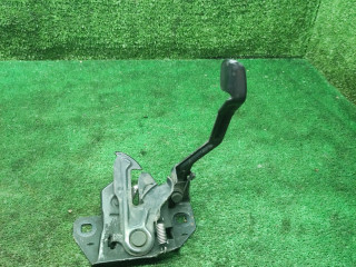 замок капота Chrysler Voyager 4 поколение 2002, 2.4 л., бензин, МКПП, минивэн