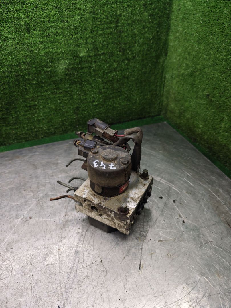 блок ABS Mitsubishi Galant 7 поколение 1995, 1.8 л., бензин, МКПП, седан, MR205355, 0003T05471 - фото №1