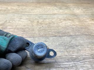 Личинка замка крышки багажника Toyota Carina E 1 поколение T190 1997, 1.6 л., 4A-FE, бензин, МКПП, седан