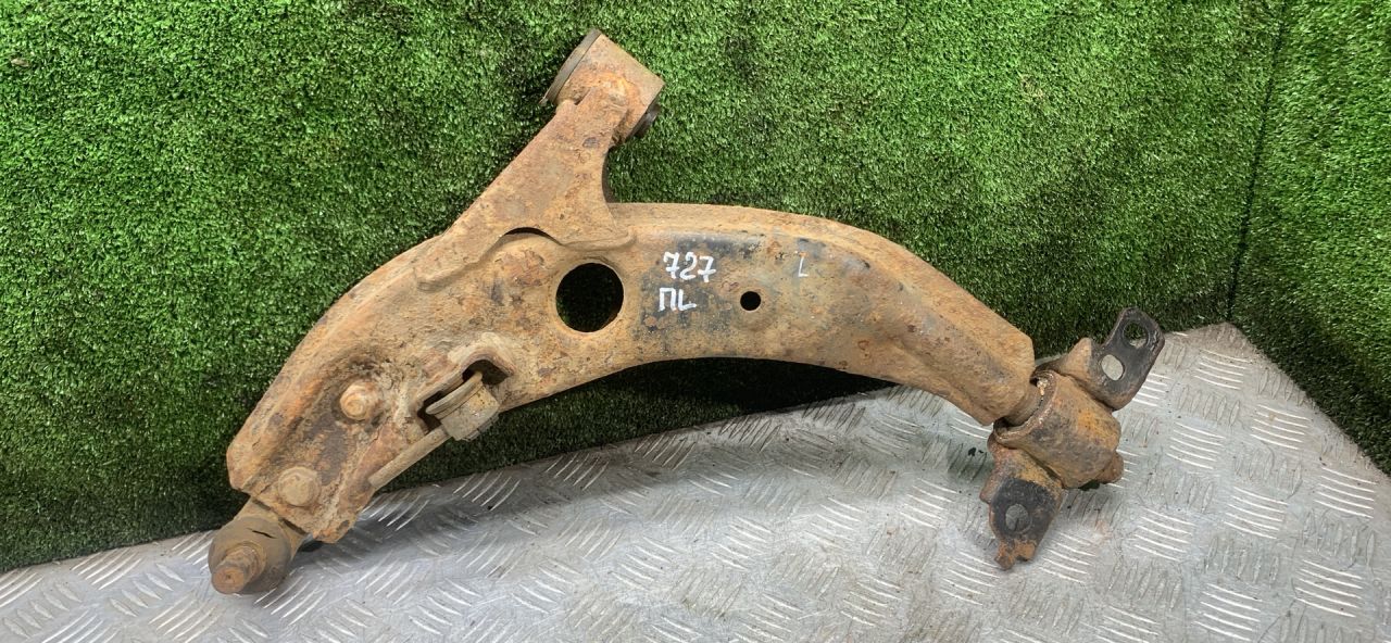 рычаг передний левый Mazda 323 5 поколение 1998, 1.5 л., бензин, МКПП, хетчбэк 3 дв. - фото №1