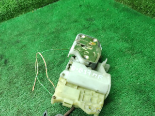 замок двери передней правой Honda Accord 6 поколение 1999, 1.6 л., бензин, МКПП, хетчбэк 5 дв.