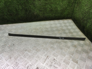 молдинг стекла Mercedes-Benz E-Класс W210/S210 [рестайлинг] 2001, 2.7 л., дизель, МКПП, седан