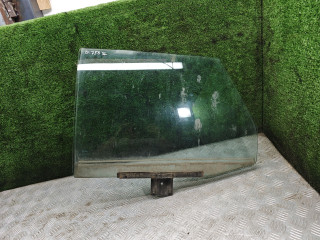 стекло двери задней левой Audi 80 B2 1984, 1.6 л., бензин, МКПП, седан