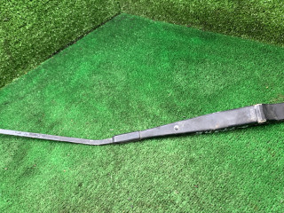 щеткодержатель (поводок стеклоочистителя, дворник) Peugeot 605 1 поколение [рестайлинг] 1994, 2.0 л., Ti, бензин, АКПП, седан