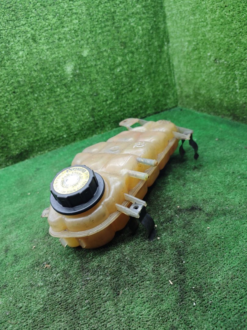 бачок расширительный Opel Sintra 1 поколение 1997, 2.2 л., бензин, МКПП, минивэн - фото №1