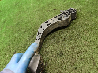 педаль сцепления Skoda Fabia 1 поколение [рестайлинг] 2007, 1.2 л., бензин, МКПП, седан, 6Q1721321C