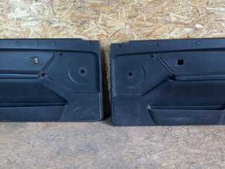 Обшивка двери (комплект) Lada 2121 Niva 1 поколение [рестайлинг] 2005, 1.7 л., бензин, МКПП, внедорожник 3 дв.