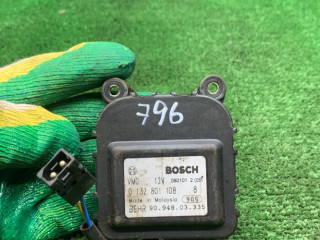 моторчик заслонки печки Mercedes-Benz E-Класс W210/S210 [рестайлинг] 2001, 2.7 л., дизель, МКПП, седан, 0132801108