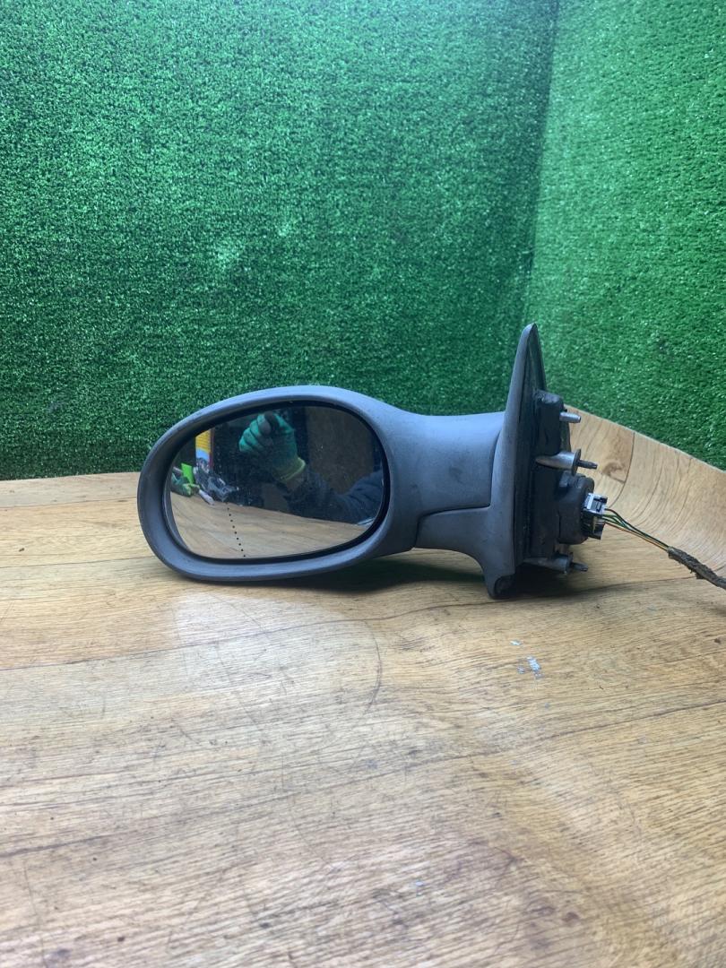 зеркало наружное левое Renault Laguna 1 поколение 1997, 1.8 л., бензин, МКПП, хетчбэк 5 дв. - фото №1