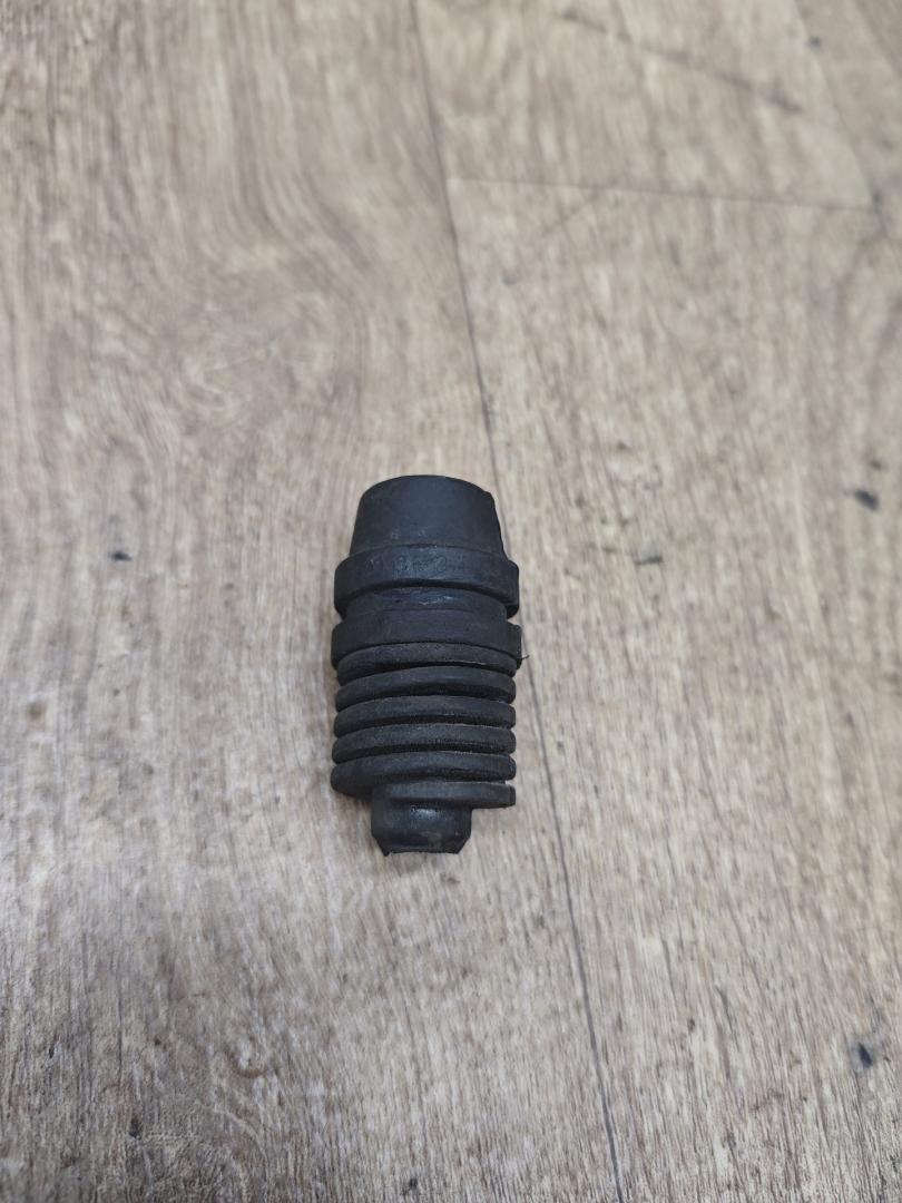 амортизатор крышки багажника (3-5 двери) Lada Vesta 1 поколение 2020, 1.6 л., бензин, МКПП, седан, 8450008172 - фото №1