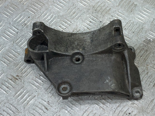 кронштейн генератора Volkswagen Passat B3 1990, 1.9 л., TDi, дизель, МКПП, универсал, 028903143