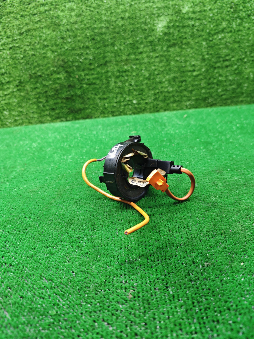 шлейф руля Renault Laguna 1 поколение 1997, 1.8 л., F3P 670, бензин, МКПП, универсал - фото №1