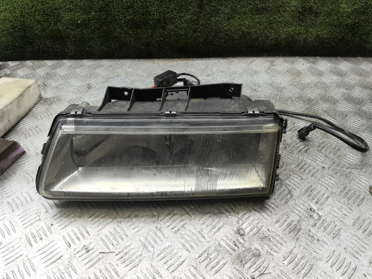 фара левая Citroen Xantia 1 поколение 1998, 1.9 л., D, дизель, МКПП, хетчбэк 5 дв. - фото №1