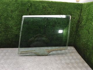 стекло двери задней левой Peugeot 406 1 поколение 1998, 2.0 л., бензин, МКПП, универсал