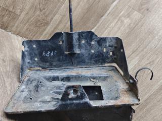 полка аккумулятора Lada Vesta 1 поколение 2020, 1.6 л., бензин, МКПП, хетчбэк 5 дв.