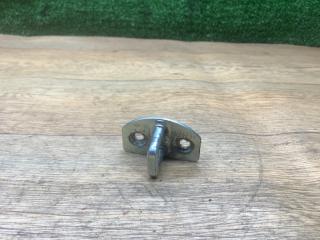 ответная часть (скоба) замка двери Lada Vesta 1 поколение 2020, 1.6 л., бензин, МКПП, седан