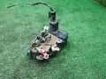 замок двери передней правой Chrysler Voyager 3 поколение 2000, 2.5 л., дизель, МКПП, минивэн - фото №2