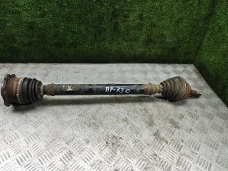 полуось передняя правая (приводной вал, ШРУС) Volkswagen Passat B4 1995, 2.0 л., бензин, АКПП, седан