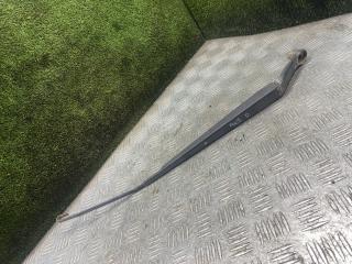 щеткодержатель (поводок стеклоочистителя, дворник) Mazda 626 GF 1998, 2.0 л., бензин, МКПП, универсал