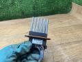 сопротивление печки Chrysler Town and Country 4 поколение 2002, 3.8 л., бензин, АКПП, минивэн, 05061587AA - фото №3