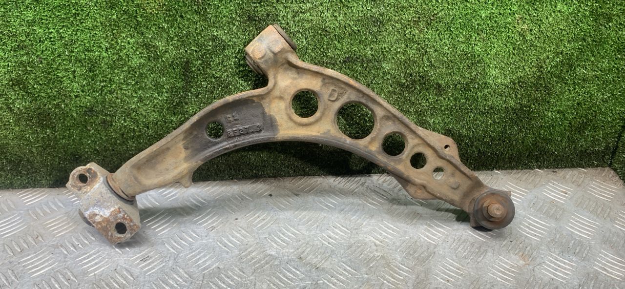 рычаг передний правый Fiat Punto 1 поколение 1995, 1.2 л., бензин, МКПП, хетчбэк 5 дв. - фото №1