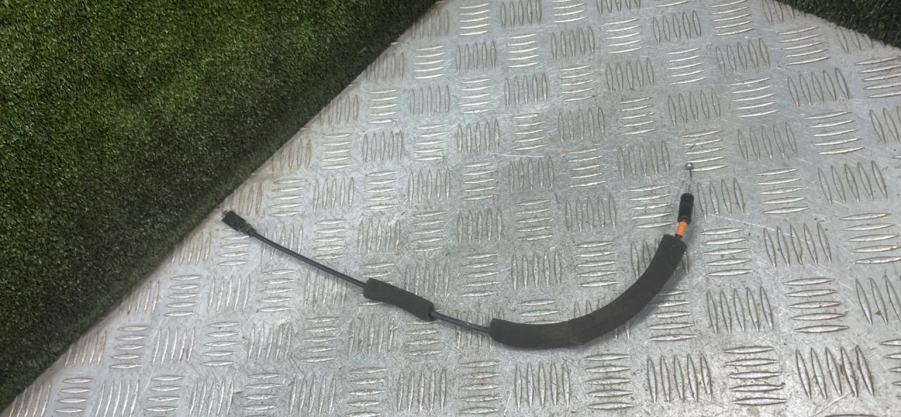 трос двери Lada Vesta 1 поколение 2020, 1.6 л., бензин, МКПП, седан, 424926767077 - фото №1