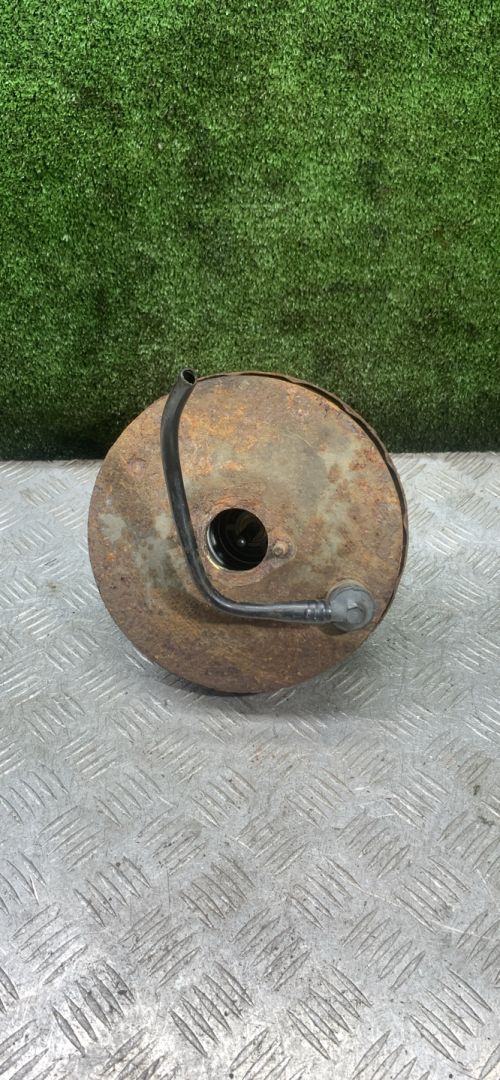 вакуумный усилитель тормозов Fiat Punto 1 поколение 1995, 1.2 л., бензин, МКПП, хетчбэк 5 дв. - фото №1