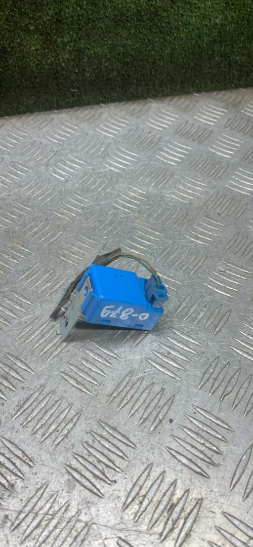 реле (прочие) Hyundai Accent 1 поколение (X3) 1996, 1.3 л., бензин, МКПП, хетчбэк 3 дв., 9683125000 - фото №1