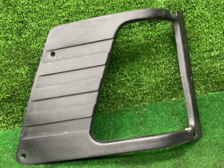 ресничка (ус) левой фары Mercedes-Benz T1 207-210D W601 1990, 2.3 л., дизель, МКПП, микроавтобус