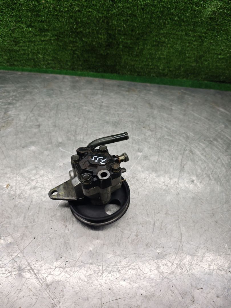 насос гидроусилителя руля Kia Shuma 1 поколение 2000, 1.5 л., бензин, МКПП, лифтбэк - фото №1