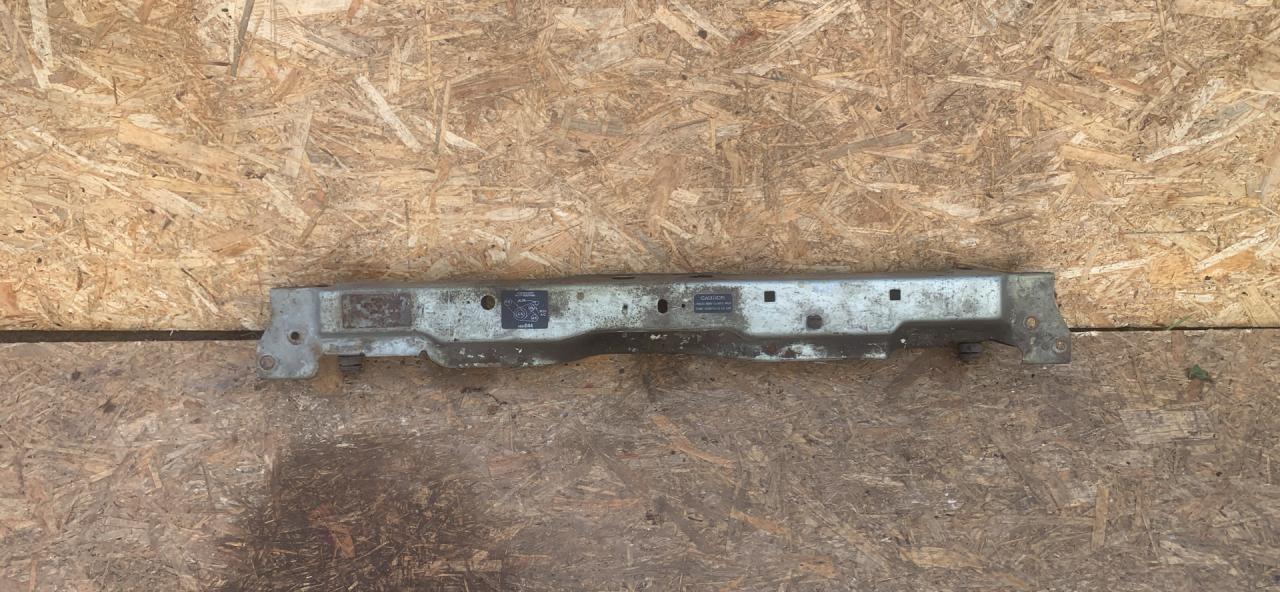 передняя панель крепления облицовки (телевизор) Chrysler Voyager 3 поколение 1999, 2.4 л., бензин, АКПП, минивэн - фото №1