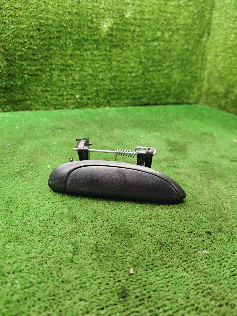 ручка наружная Renault Logan 1 поколение 2008, 1.6 л., бензин, МКПП, универсал - фото №1