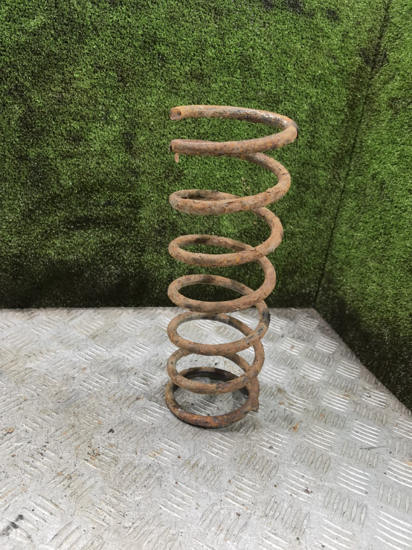 пружина задняя Mitsubishi Galant 7 поколение 1995, 1.8 л., бензин, МКПП, седан - фото №1