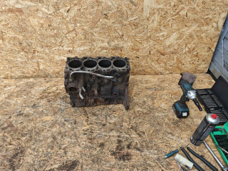 блок цилиндров Toyota Avensis 1 поколение (T220) 2000, 2.0 л., 2C-T, дизель, МКПП, универсал, 2C