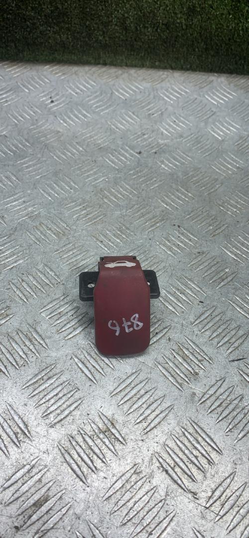 ручка открывания капота Alfa Romeo 156 1 поколение 1999, 2.0 л., бензин, МКПП, седан - фото №1