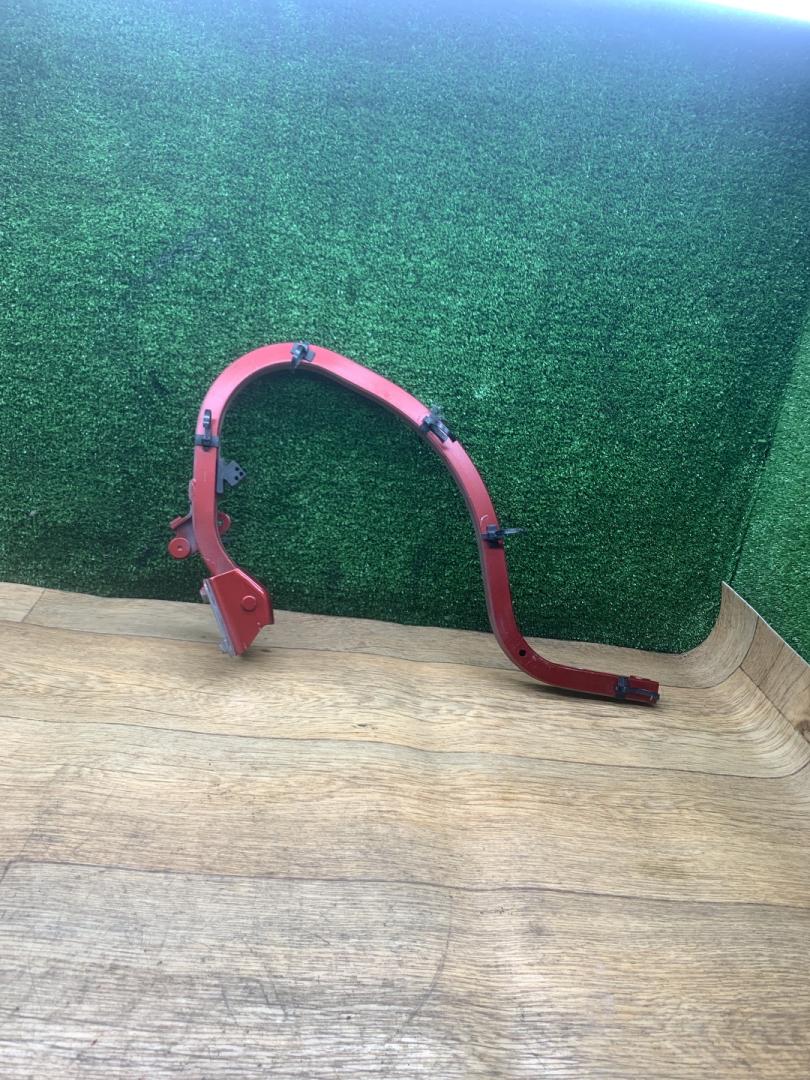 петля крышки багажника Lada Vesta 1 поколение 2020, 1.6 л., бензин, МКПП, седан, 8450007618 - фото №1