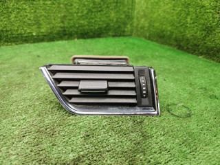 дефлектор обдува салона Skoda Octavia 3 поколение (A7) 2013, 1.8 л., бензин, МКПП, лифтбэк, 5E0819702