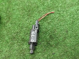 Датчик педали тормоза (лягушка) Volkswagen Passat B4 1995, 2.0 л., бензин, МКПП, универсал